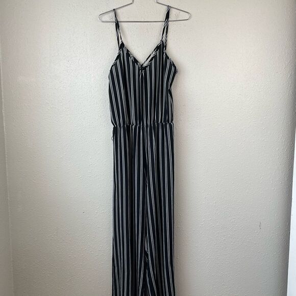See You Monday Spaghetti Strap Jumpsuit Size XL EUC - Picture 1 of 8
